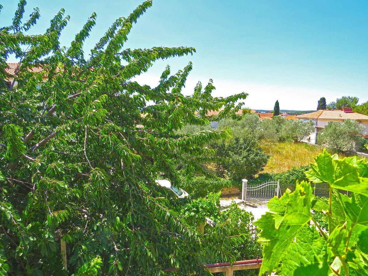 Apartments Milica 961 Medulin Bagian luar foto